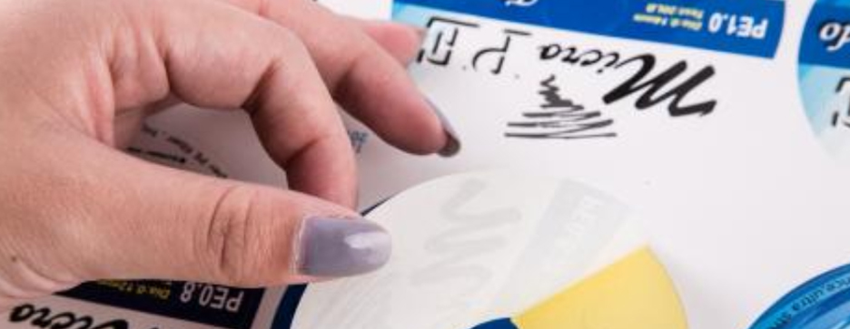 上海不干膠印刷廠家介紹不干膠印刷常用的材質(zhì)(圖1) 上海不干膠印刷廠家介紹不干膠印刷常用的材質(zhì)(圖1)