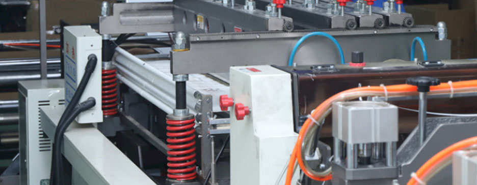 彩頁(yè)印刷生產(chǎn)廠家如何才能從行業(yè)當(dāng)中脫穎而出？(圖1)