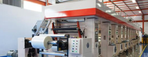 畫冊印刷時有哪些要求 如何設(shè)計封面美觀大方?(圖1) 畫冊印刷