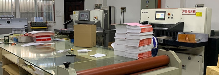 畫冊印刷廠：企業(yè)畫冊印刷與產(chǎn)品畫冊印刷有區(qū)別嗎？(圖1)