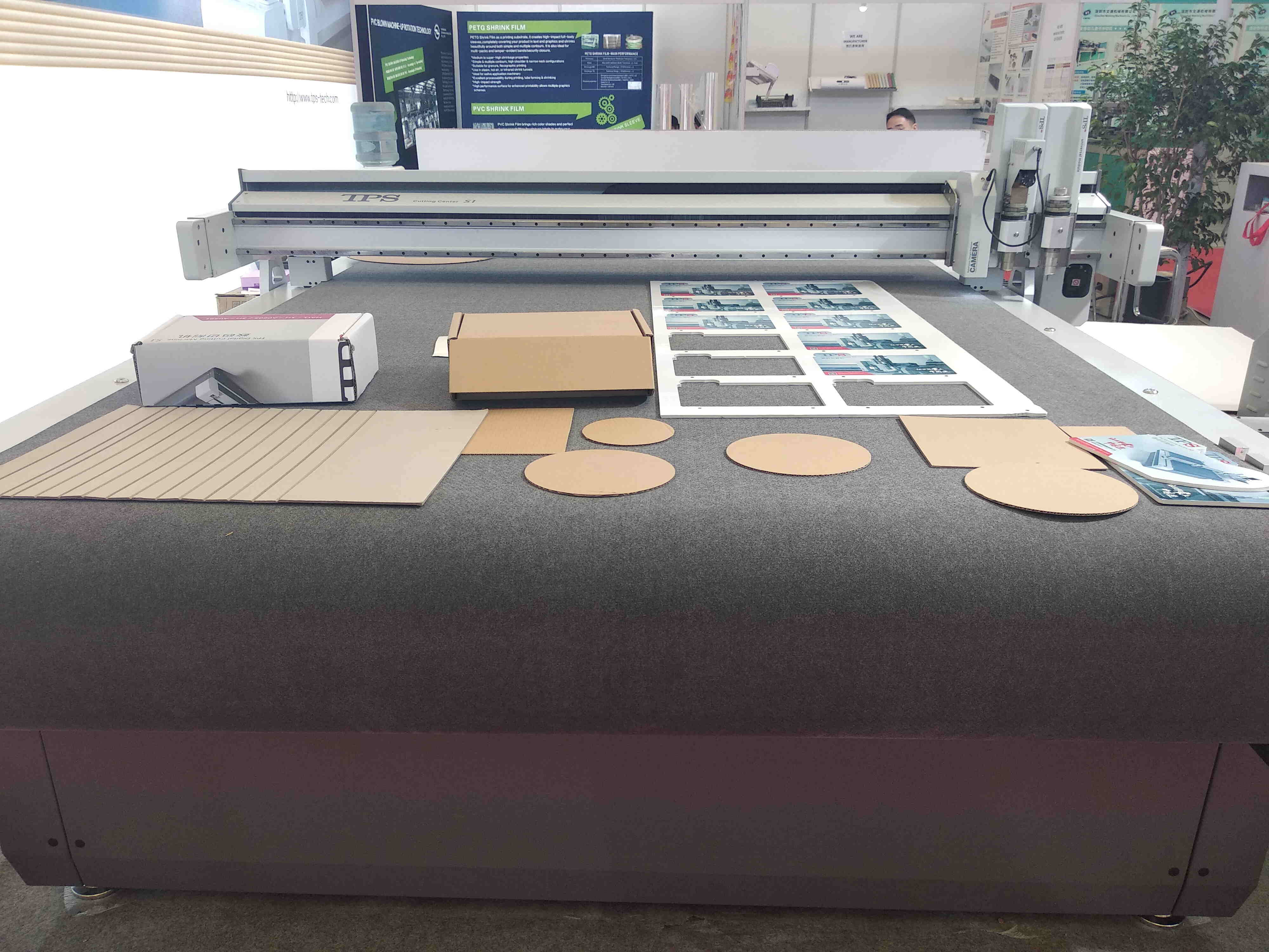 上海標簽印刷技術(shù)全解析：從小批量到智能化